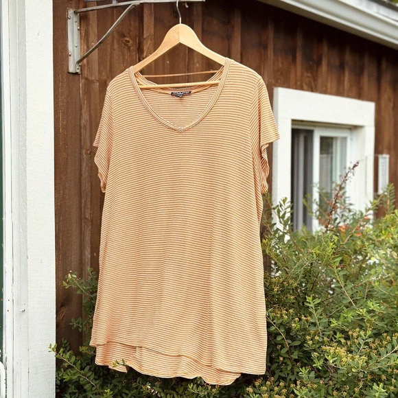 Linen mix Cable &  Gauge Striped V-neck Tee - mustard/white - 1X - Picture 2 of 4